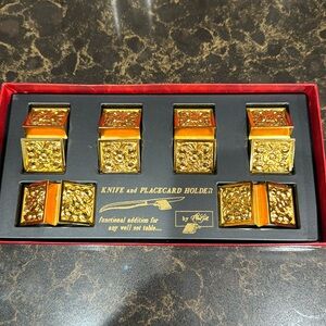 Carvel Hall Brass Knife Holder and Place Card Holder Vintage Table Setting!